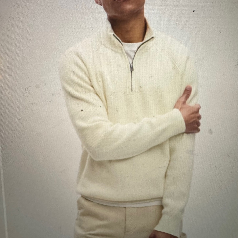Gap (Currently in Store)  CashSoft Half-Zip Pullover Mens XL Chalk Color (Cream)